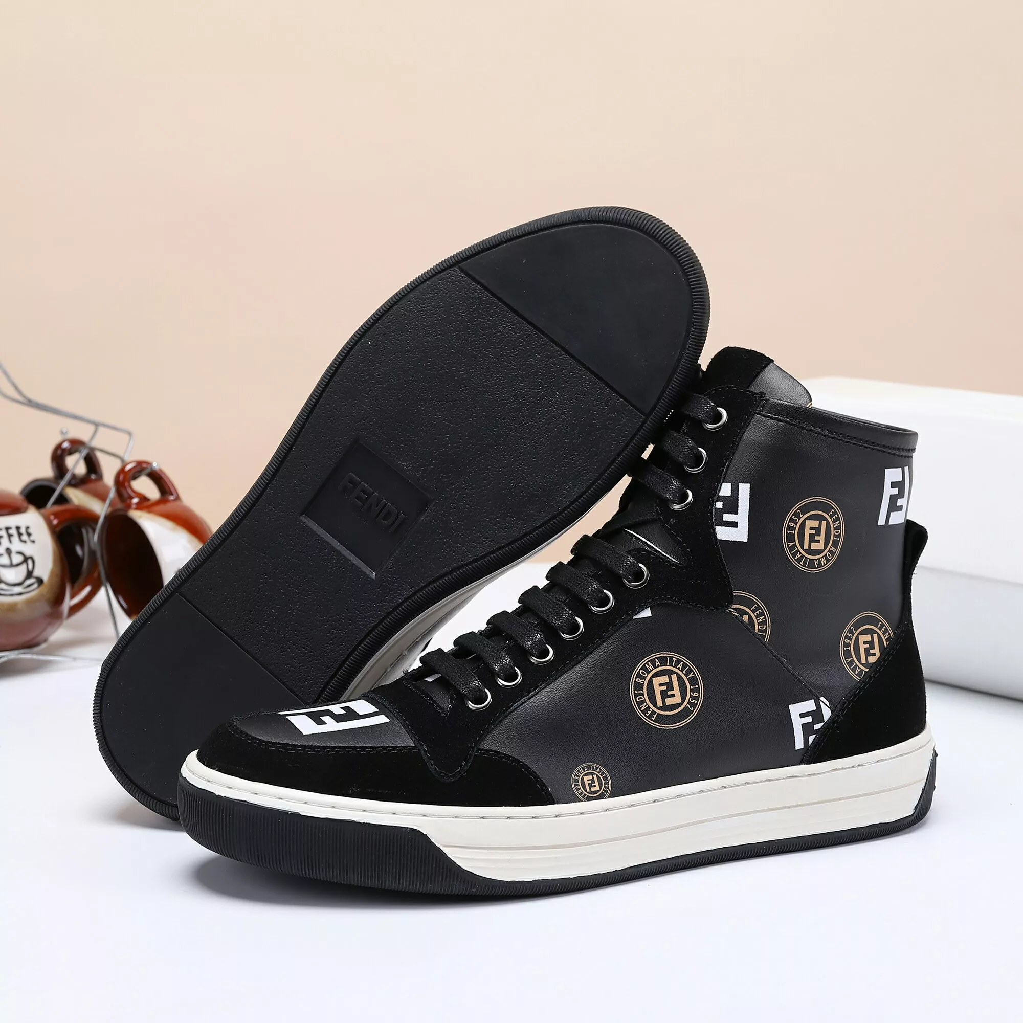 fendi high tops decontractees chaussures pour homme s_12b52543